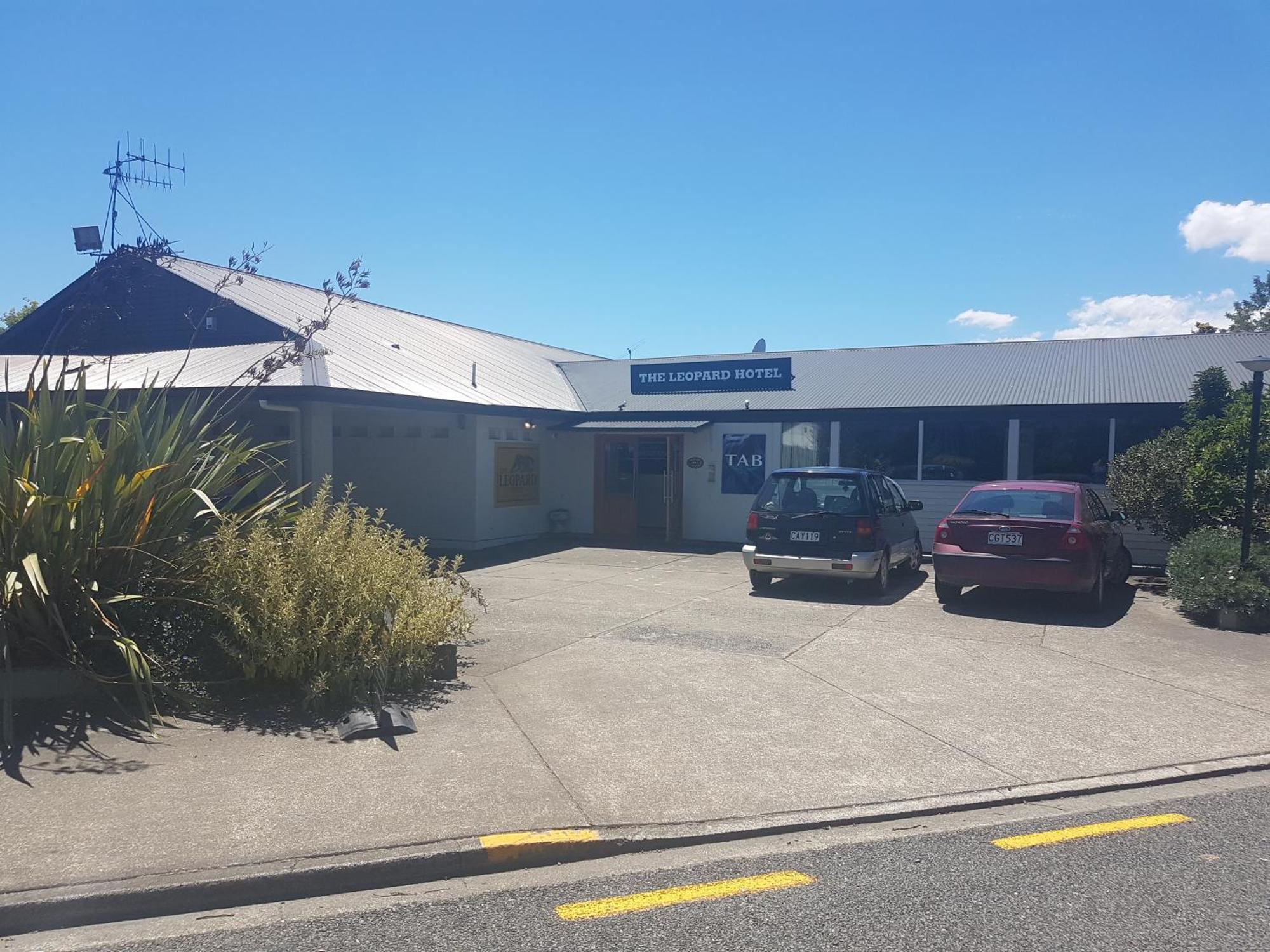 Leopard Hotel Waipukurau Esterno foto